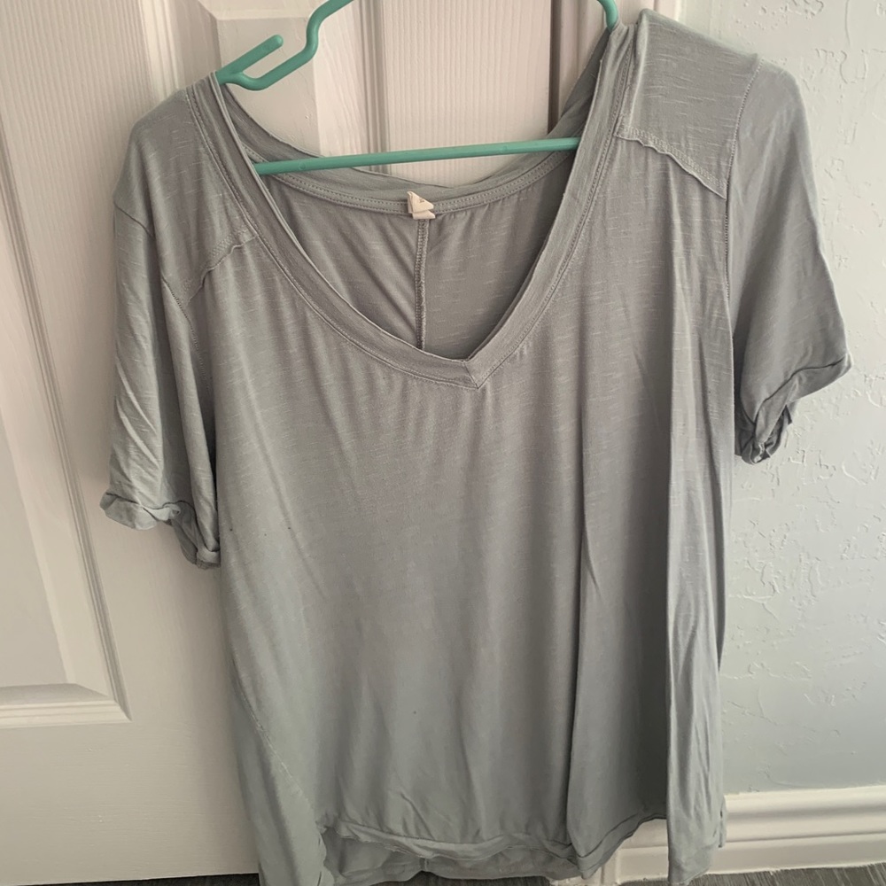 L, grey V neck blouses